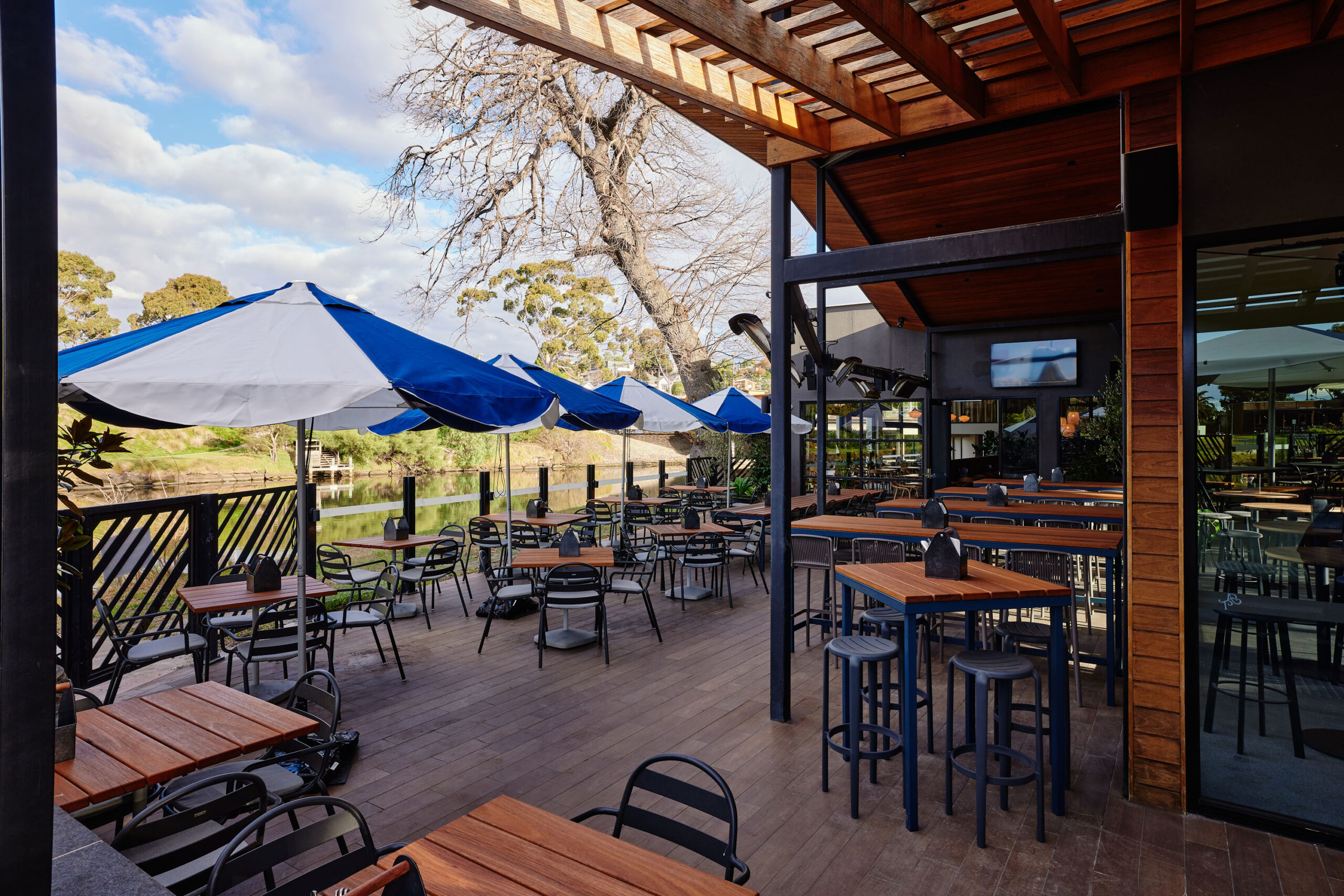 anglers-tavern-master12584