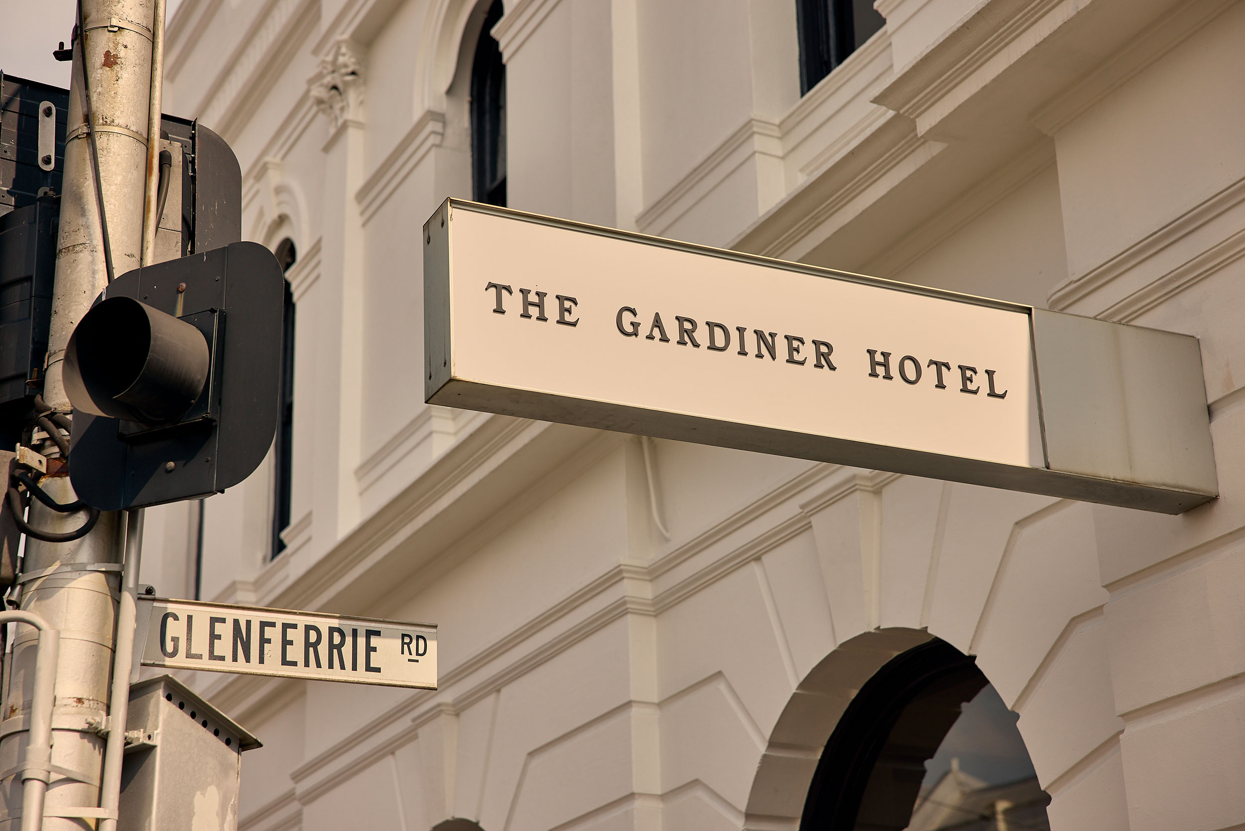 the-gardiner-hotel-26th-november-0447-griffin-simm-first-batch